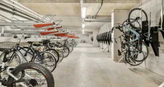 von_poll_real_estate_property_NL24185494_image_44