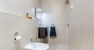 von_poll_real_estate_property_NL24185513_image_52