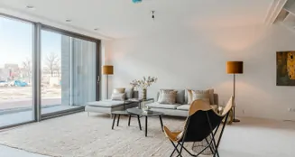 von_poll_real_estate_property_NL25185524_image_1