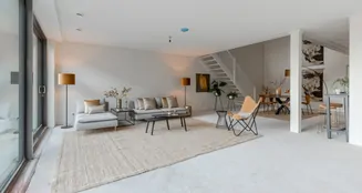 von_poll_real_estate_property_NL25185524_image_0