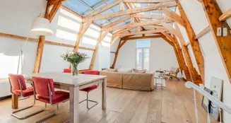 von_poll_real_estate_property_NL25185539_image_1