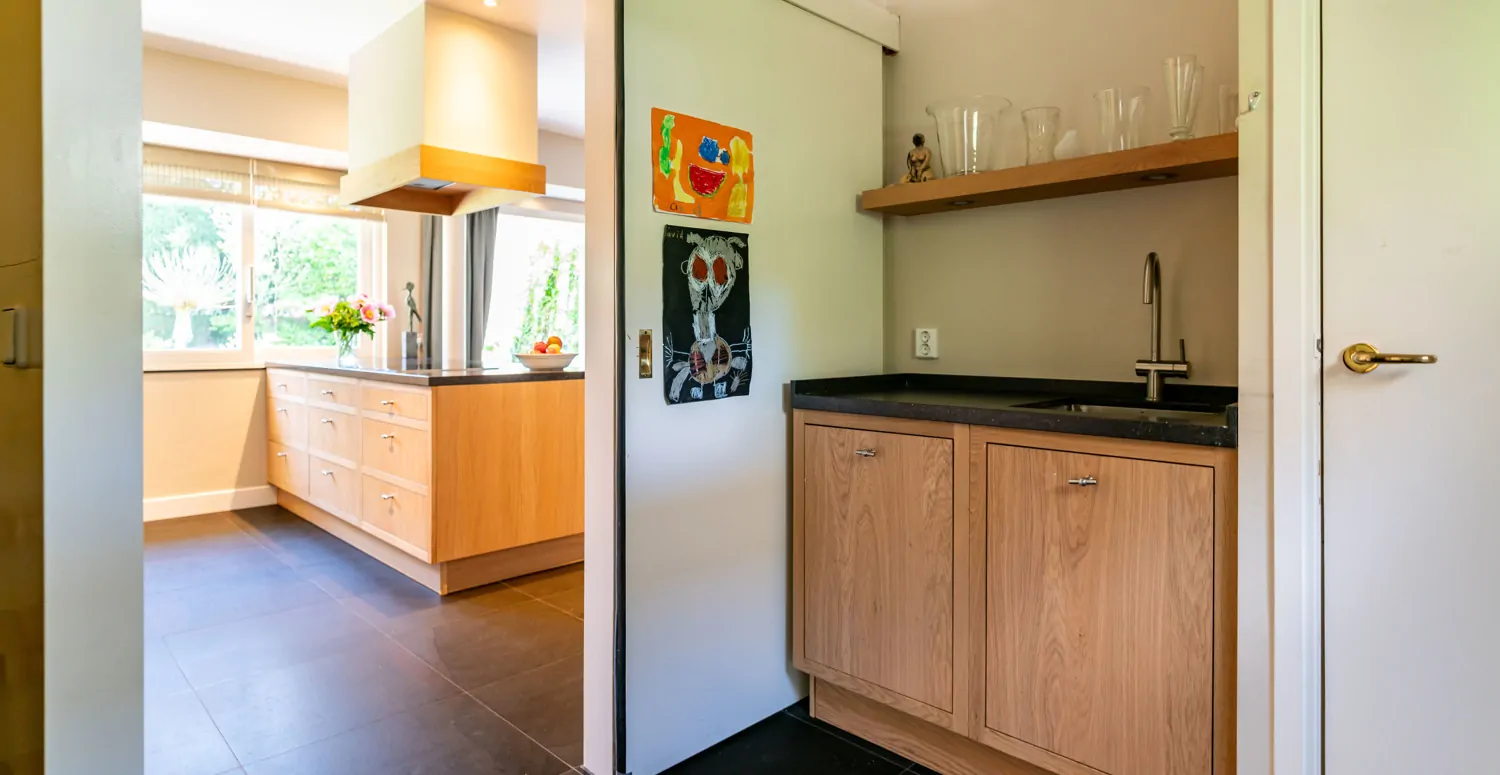 15_6154324_2835389333