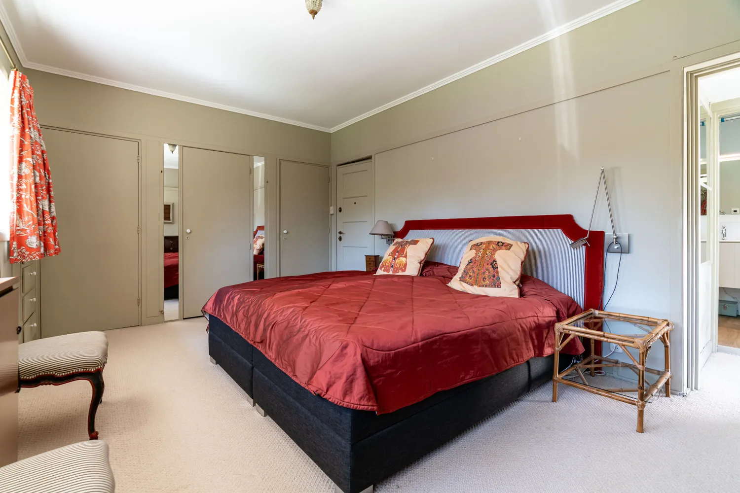 19_6154324_2835389359