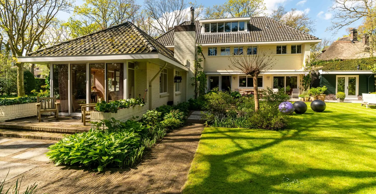 29_6154324_2835389431