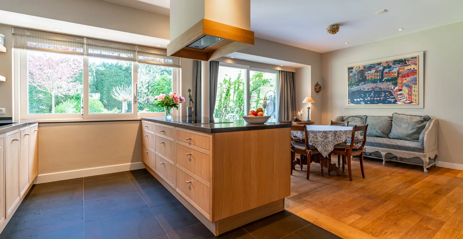 13_6154324_2835389321