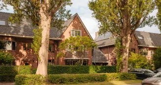 von_poll_real_estate_property_NL25185571_image_0