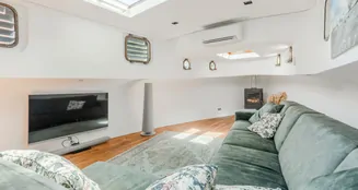 von_poll_real_estate_property_NL25185568_image_10