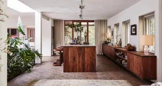 von_poll_real_estate_property_NL25185587_image_2