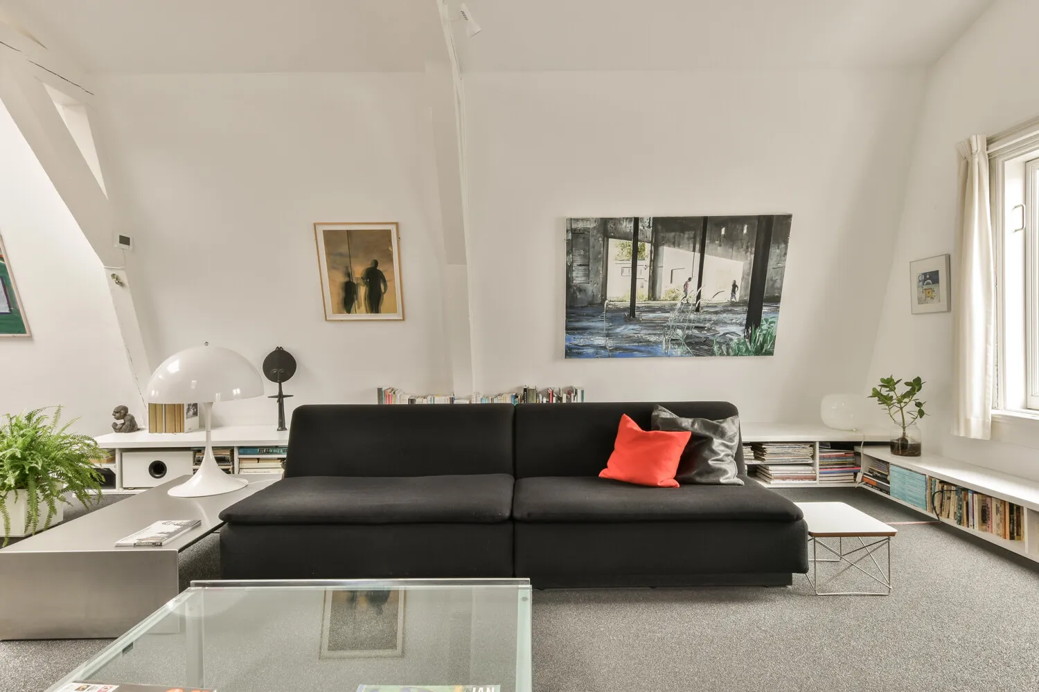 Kloveniersburgwal 75 D - 8