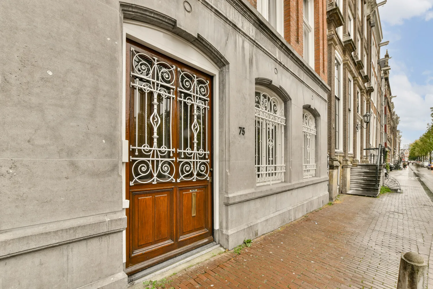 Kloveniersburgwal 75 D - 4