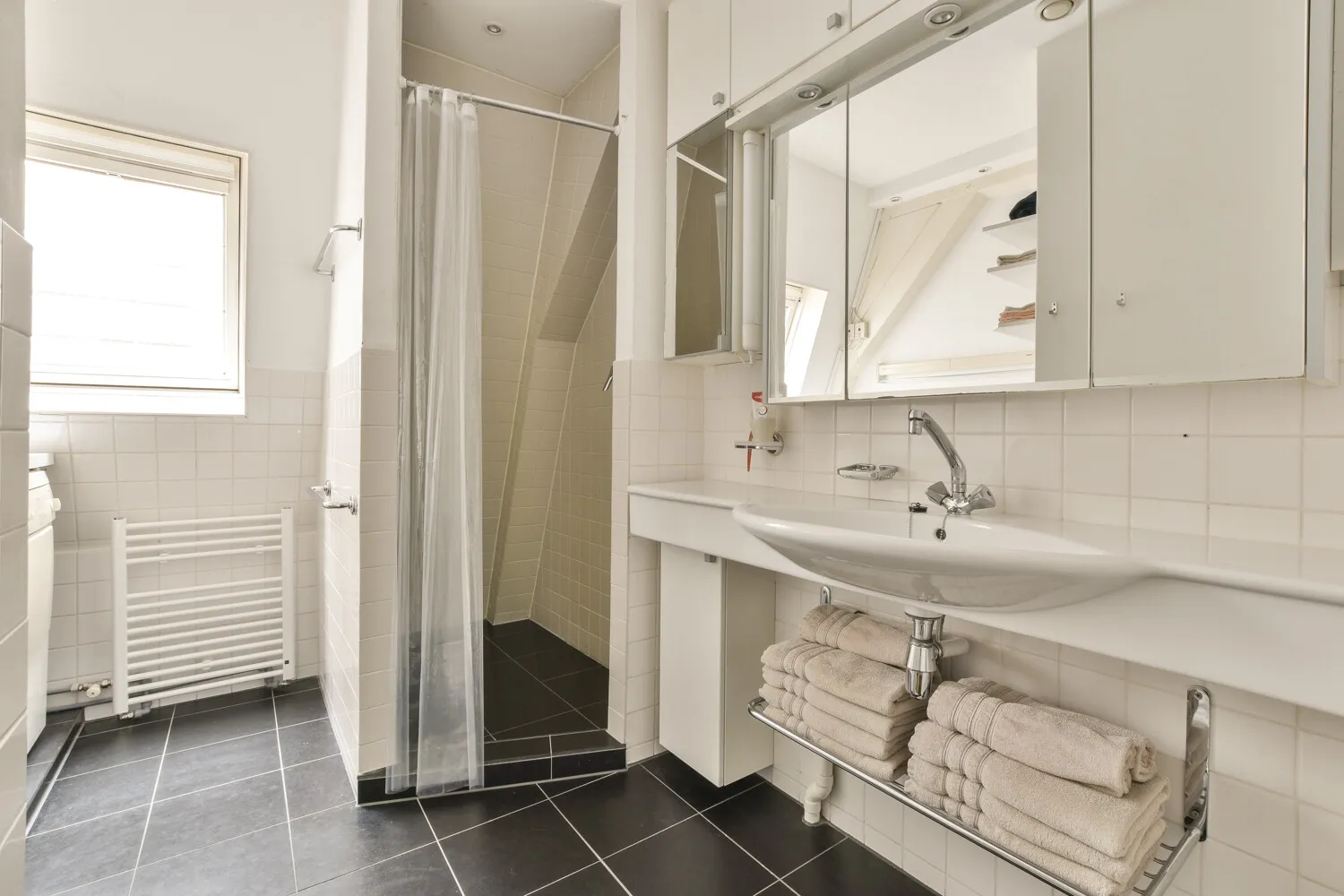 Kloveniersburgwal 75 D - 36