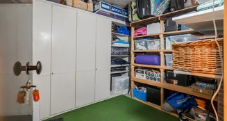 von_poll_real_estate_property_NL25185595_image_46