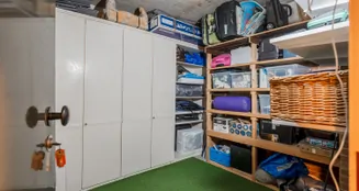 von_poll_real_estate_property_NL25185595_image_46