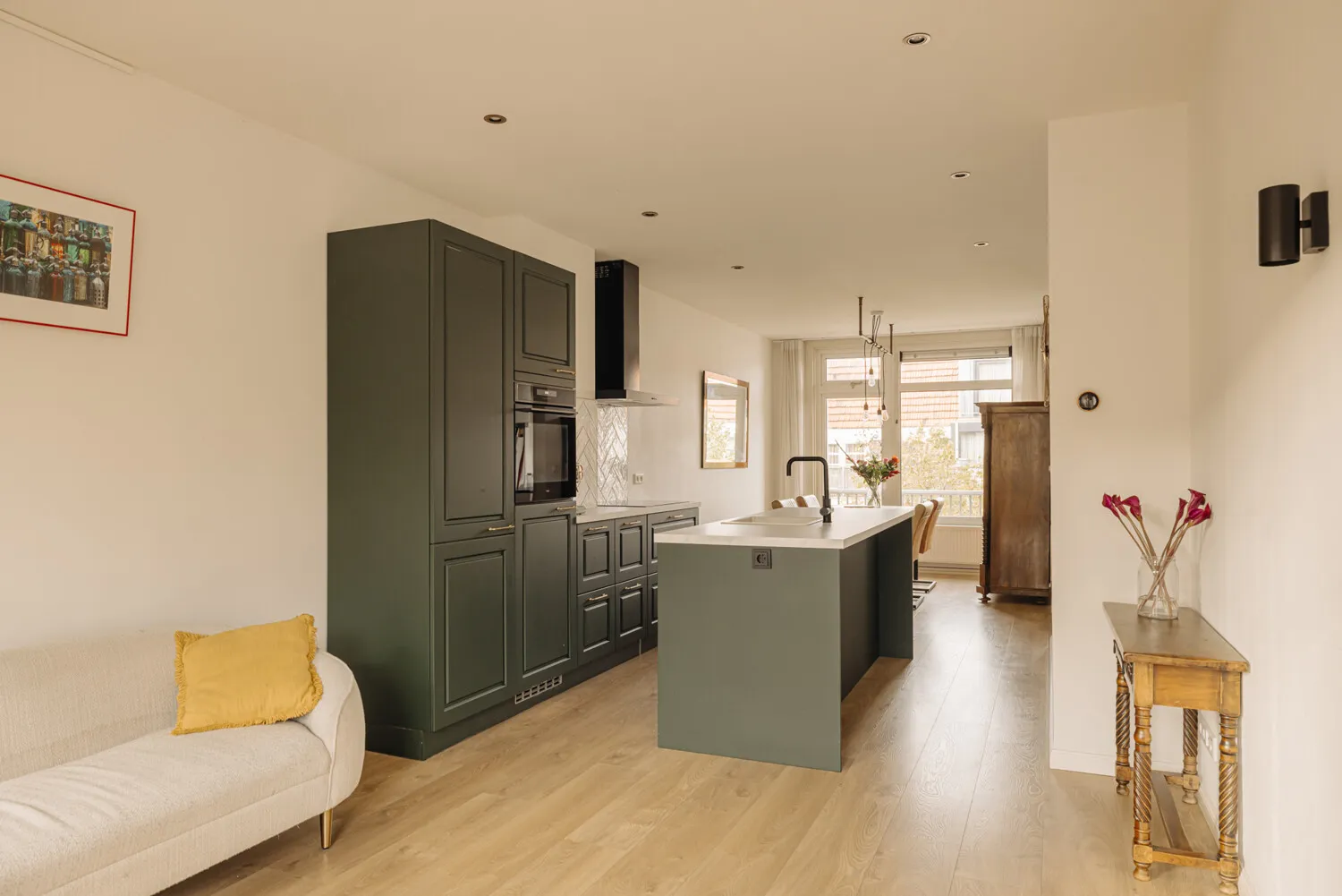 Van Tuyll van Serooskerkenweg 28-3-13