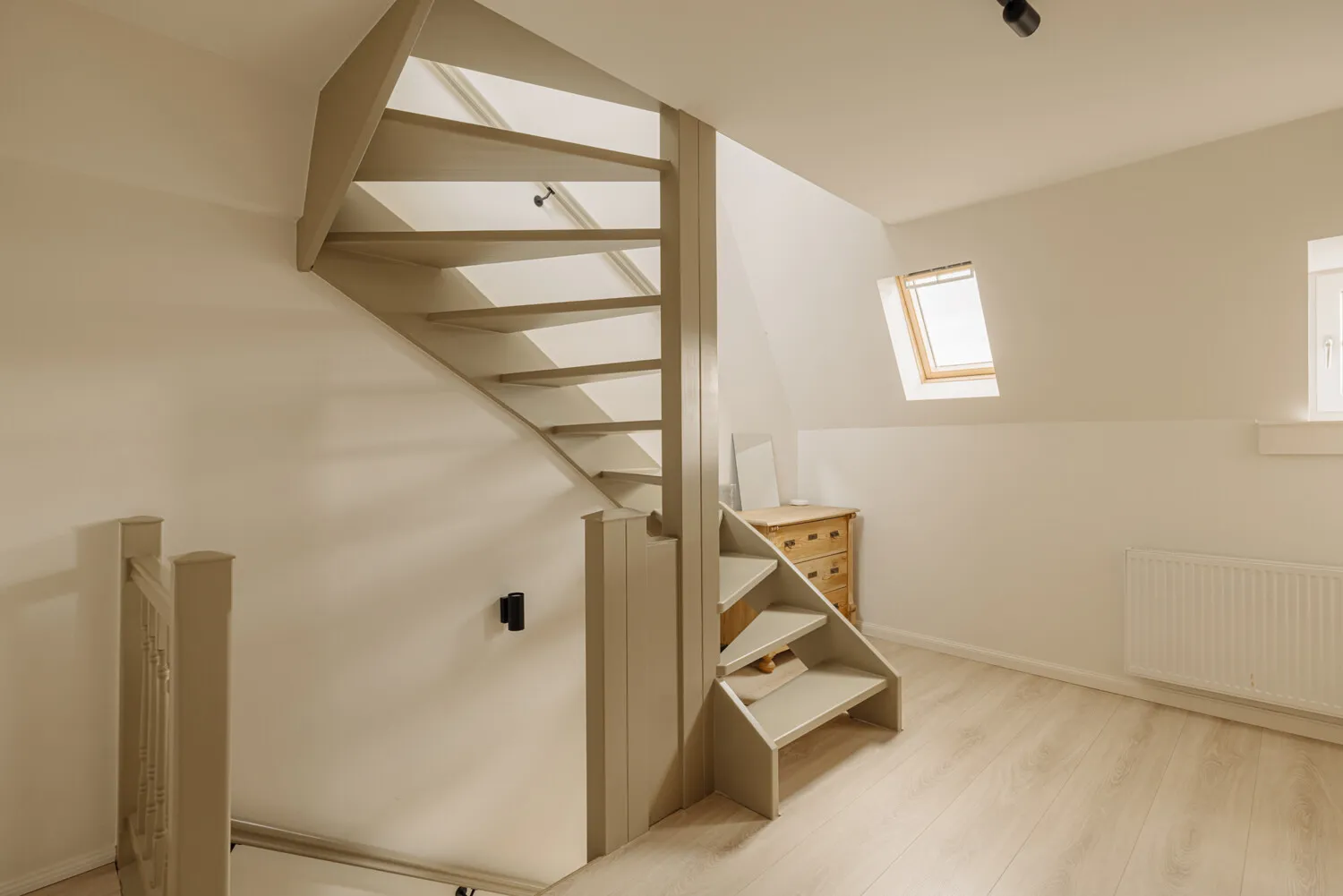 Van Tuyll van Serooskerkenweg 28-3-24