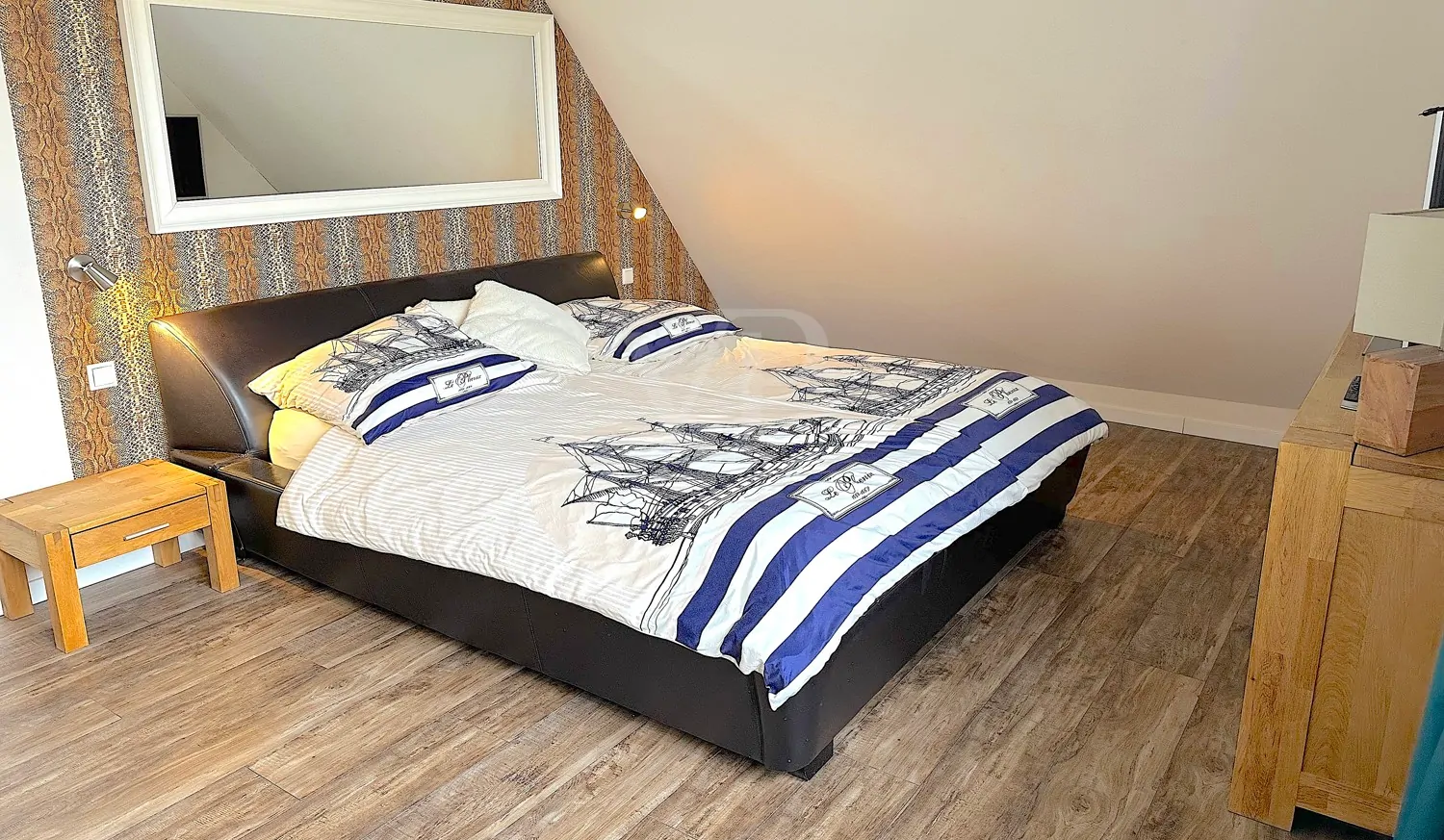 Schlafen 2 mit Ankleidezimmer OG