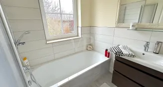 von_poll_real_estate_property_23257325_image_12