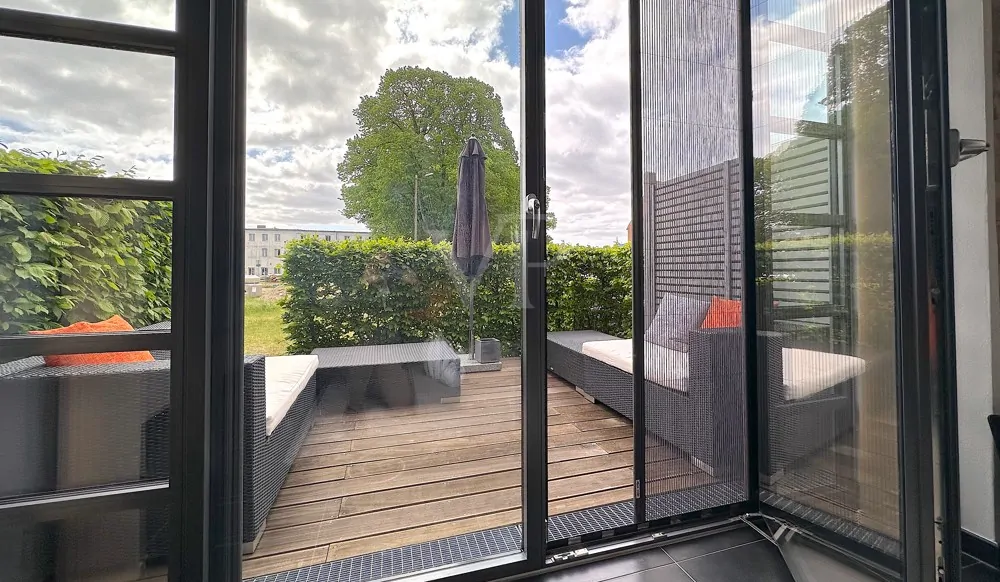 Terrassenzugang mit Insektenschutz