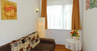 von_poll_real_estate_property_24257375_image_6