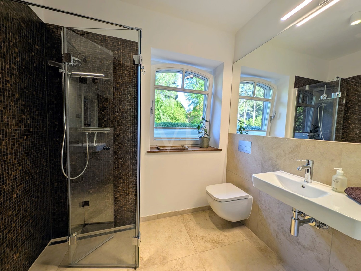 Badezimmer EG