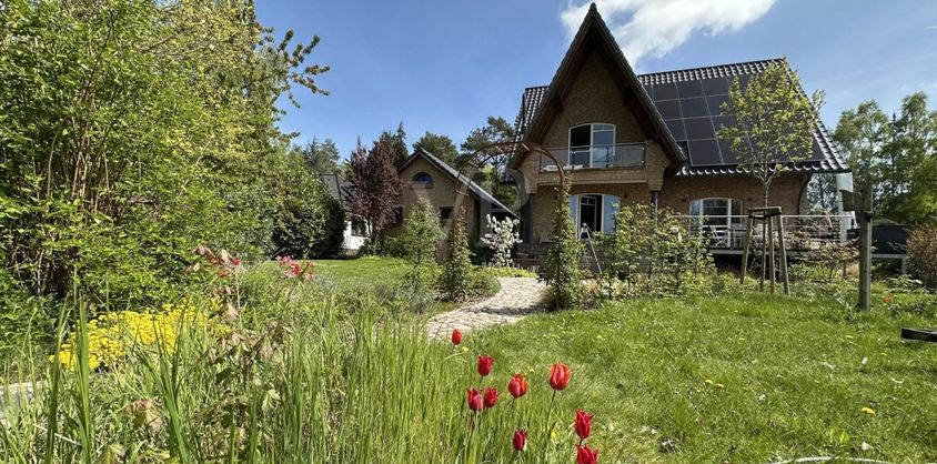von Poll Immobilien GmbH