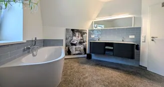 von_poll_real_estate_property_25257413_image_18