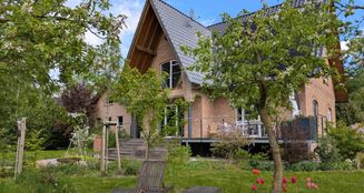 von_poll_real_estate_property_25257413_image_0