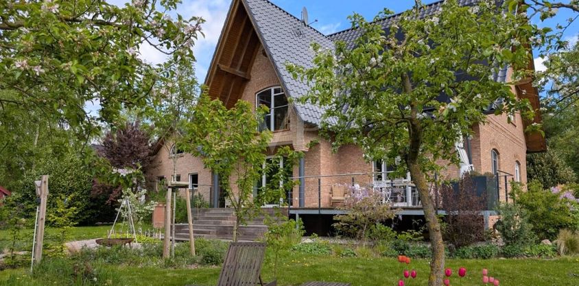 von Poll Immobilien GmbH