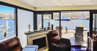 von_poll_real_estate_property_25257415_image_0