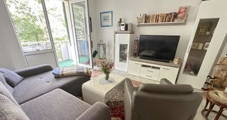 von_poll_real_estate_property_25257427_image_0