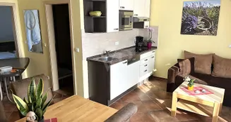 von_poll_real_estate_property_25257423_image_4