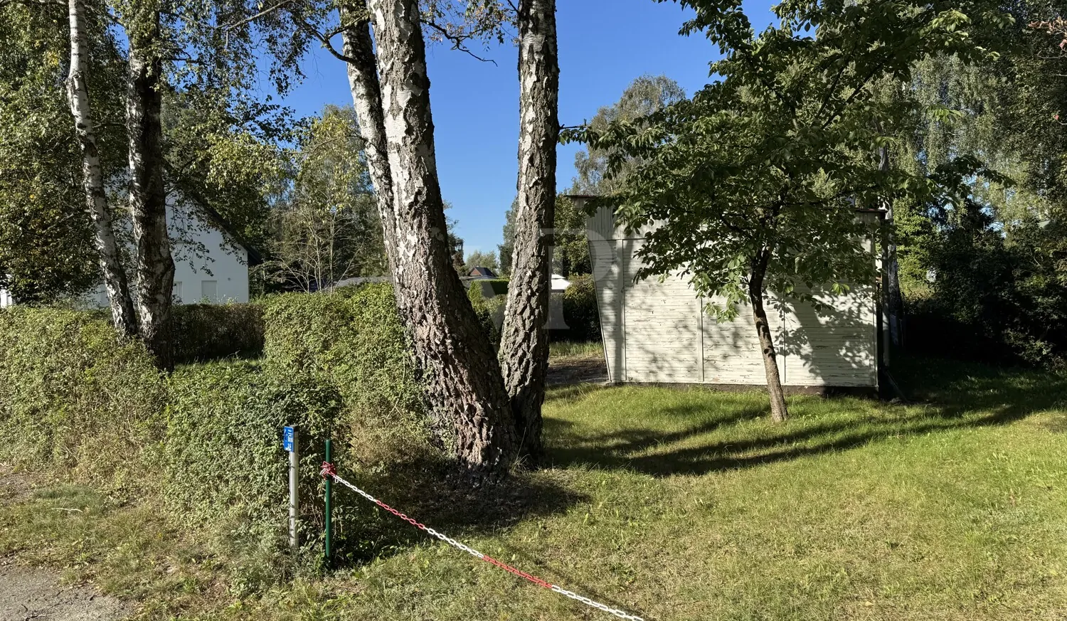 gepflegtes Baugrundstück