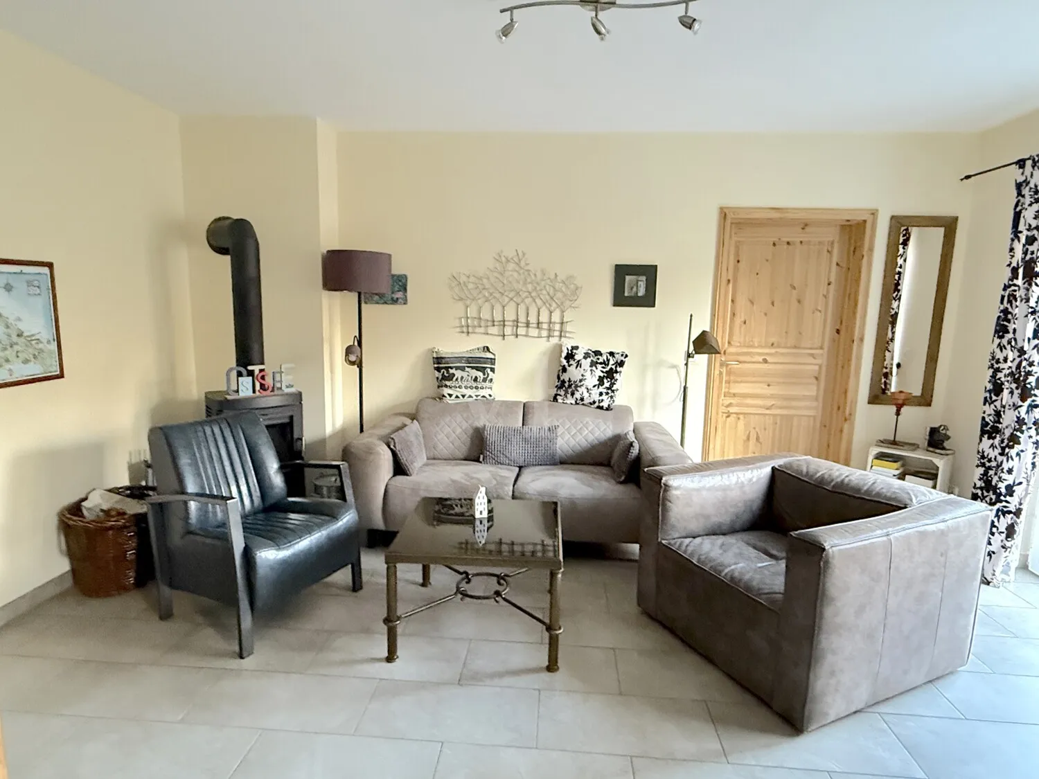 Wohnen mit Kamin Haus 1