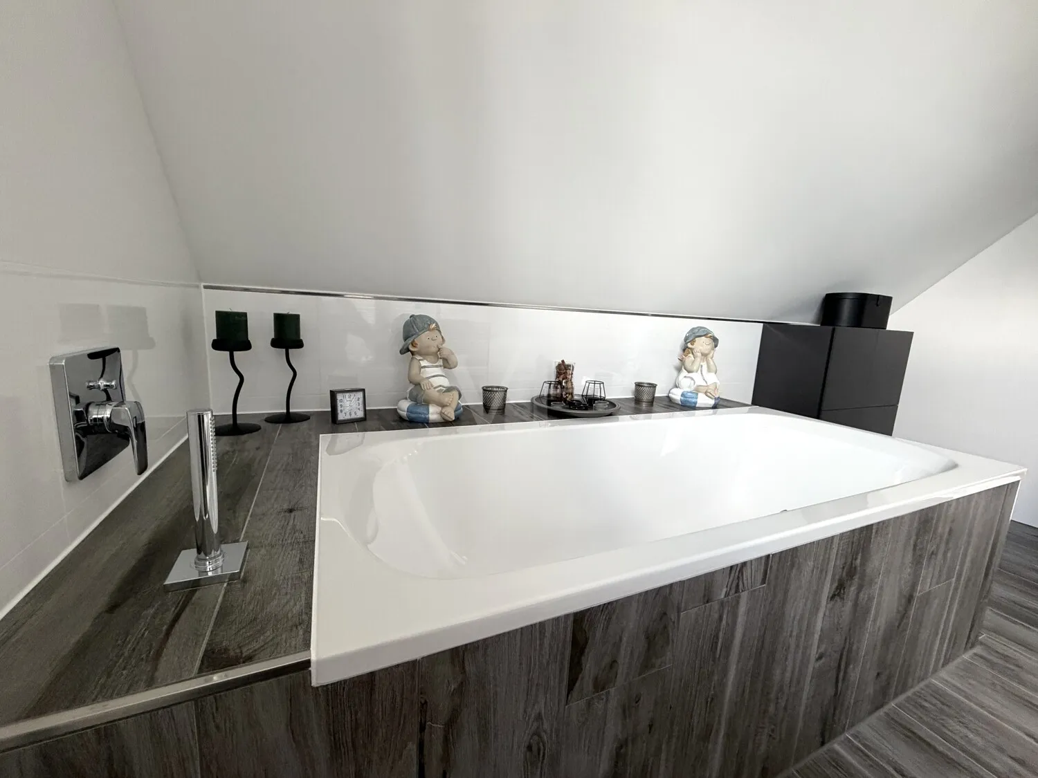 Badewannenbad OG