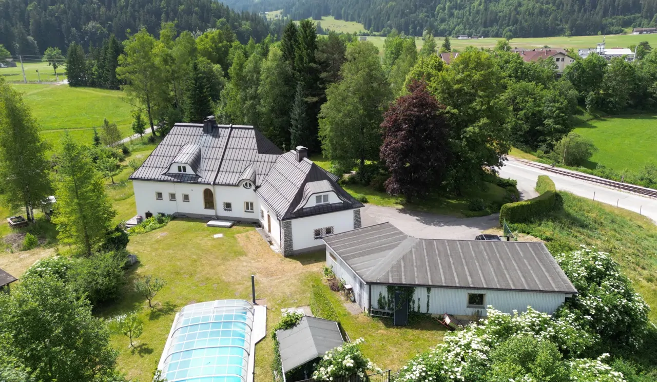 Am Ortsrand der Stadt Vils