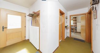 von_poll_real_estate_property_25321018_image_6