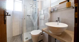 von_poll_real_estate_property_25321015_image_12