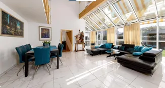 von_poll_real_estate_property_25321011_image_0