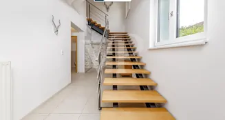 von_poll_real_estate_property_25321025_image_8