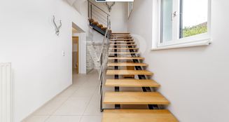 von_poll_real_estate_property_25321025_image_8