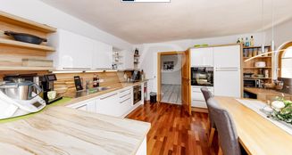 von_poll_real_estate_property_25321016_image_1