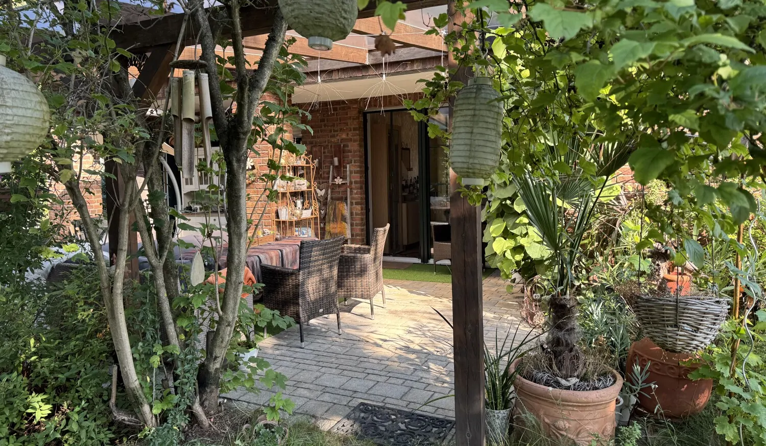 überdachte Terrasse