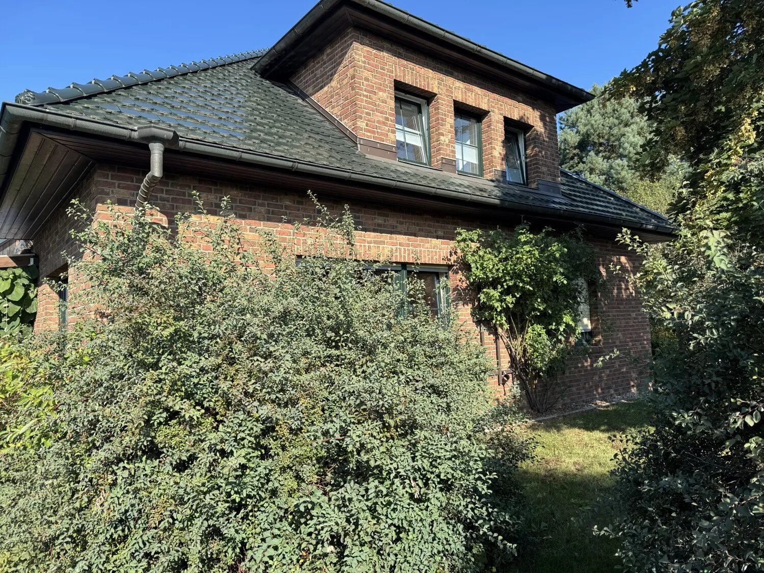 Eindrucksvolles Wohnhaus in der Nähe des Mochowsees