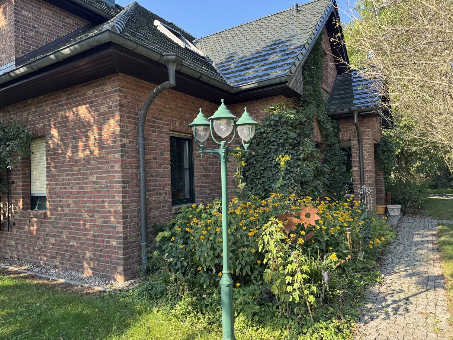 Eindrucksvolles Wohnhaus in der Nähe des Mochowsees