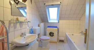 von_poll_real_estate_property_25314003_image_9