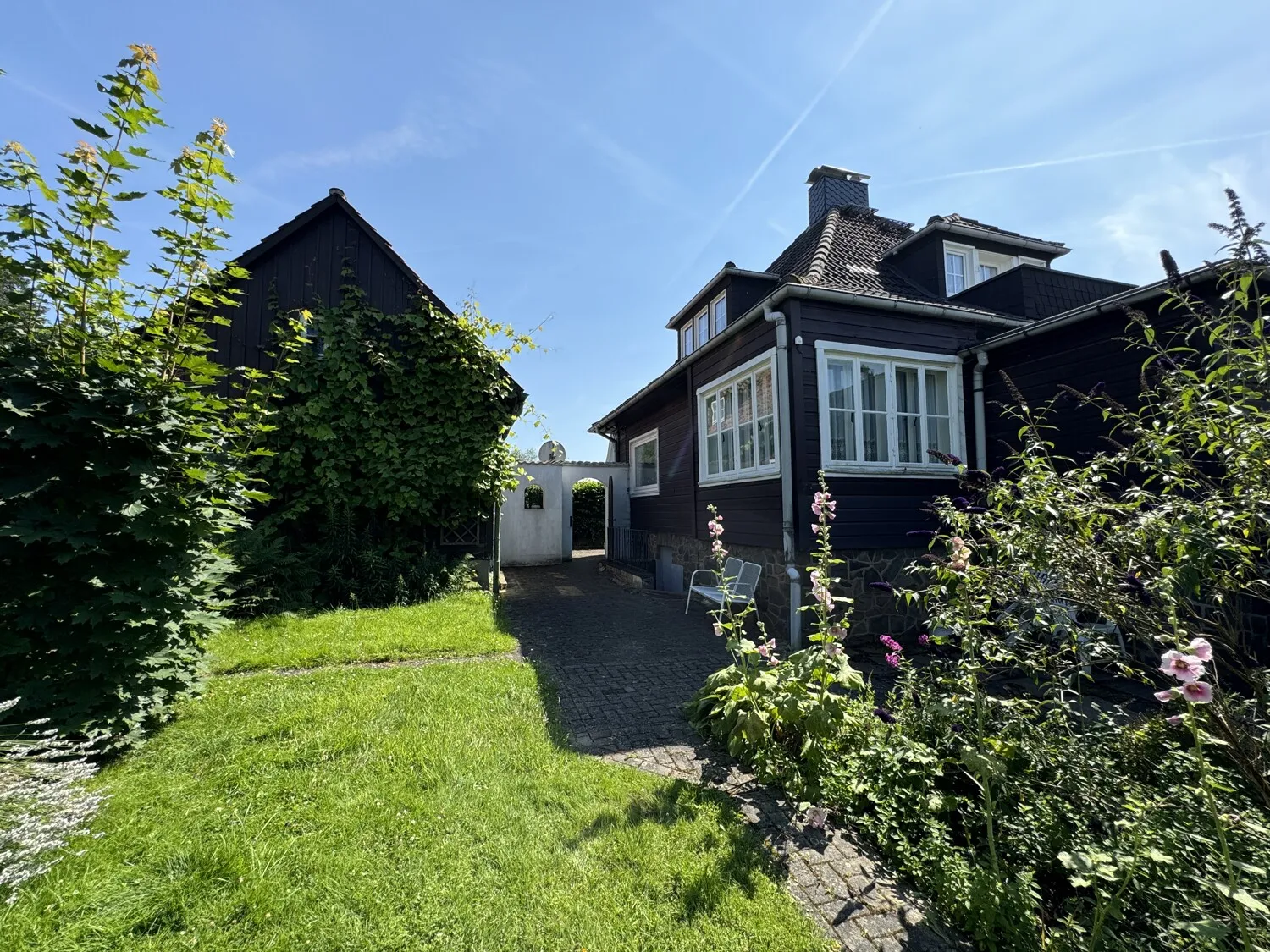 Charmantes Einfamilienhaus mit tollen Gestaltungsmöglichkeiten