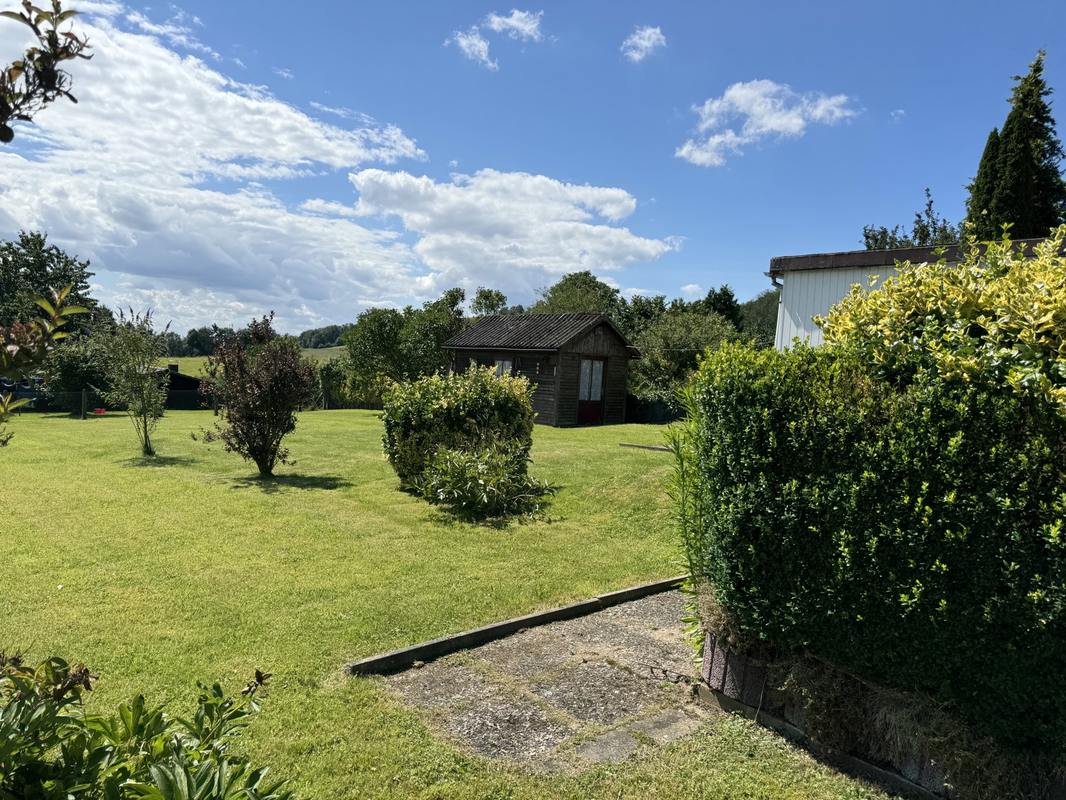 Schnuckeliges Einfamilienhaus mit viel Potential, fantastischem Grundstück und Weitblick