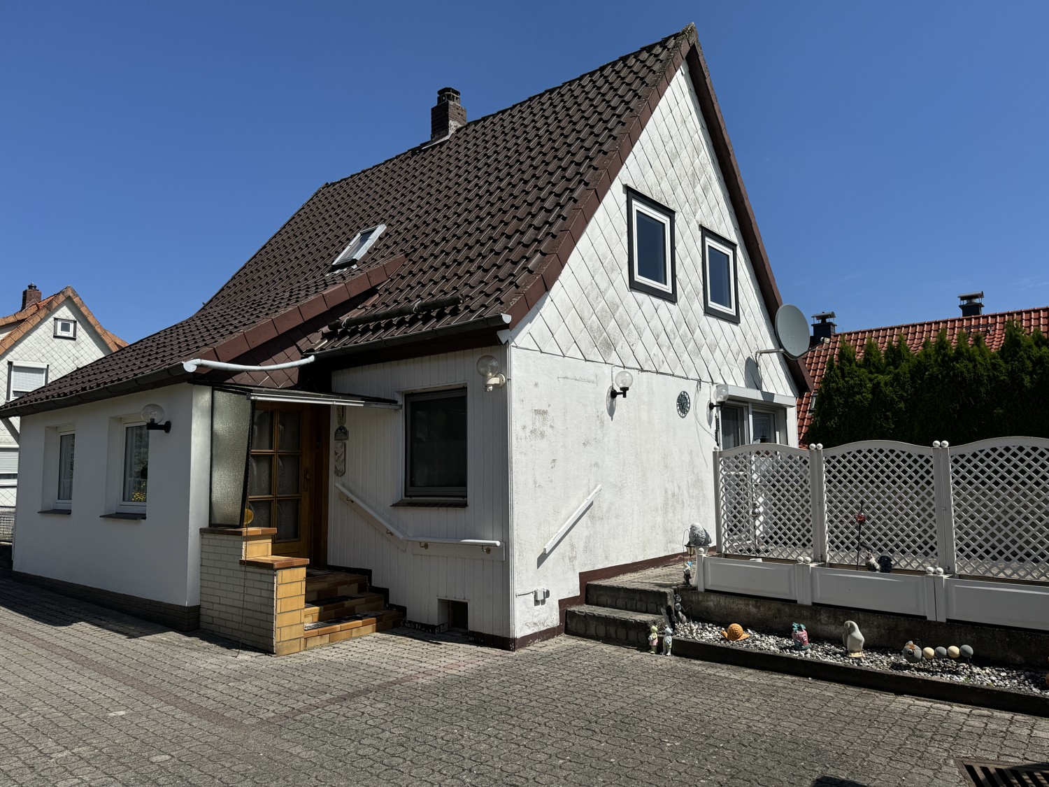 Schnuckeliges Einfamilienhaus mit viel Potential, fantastischem Grundstück und Weitblick