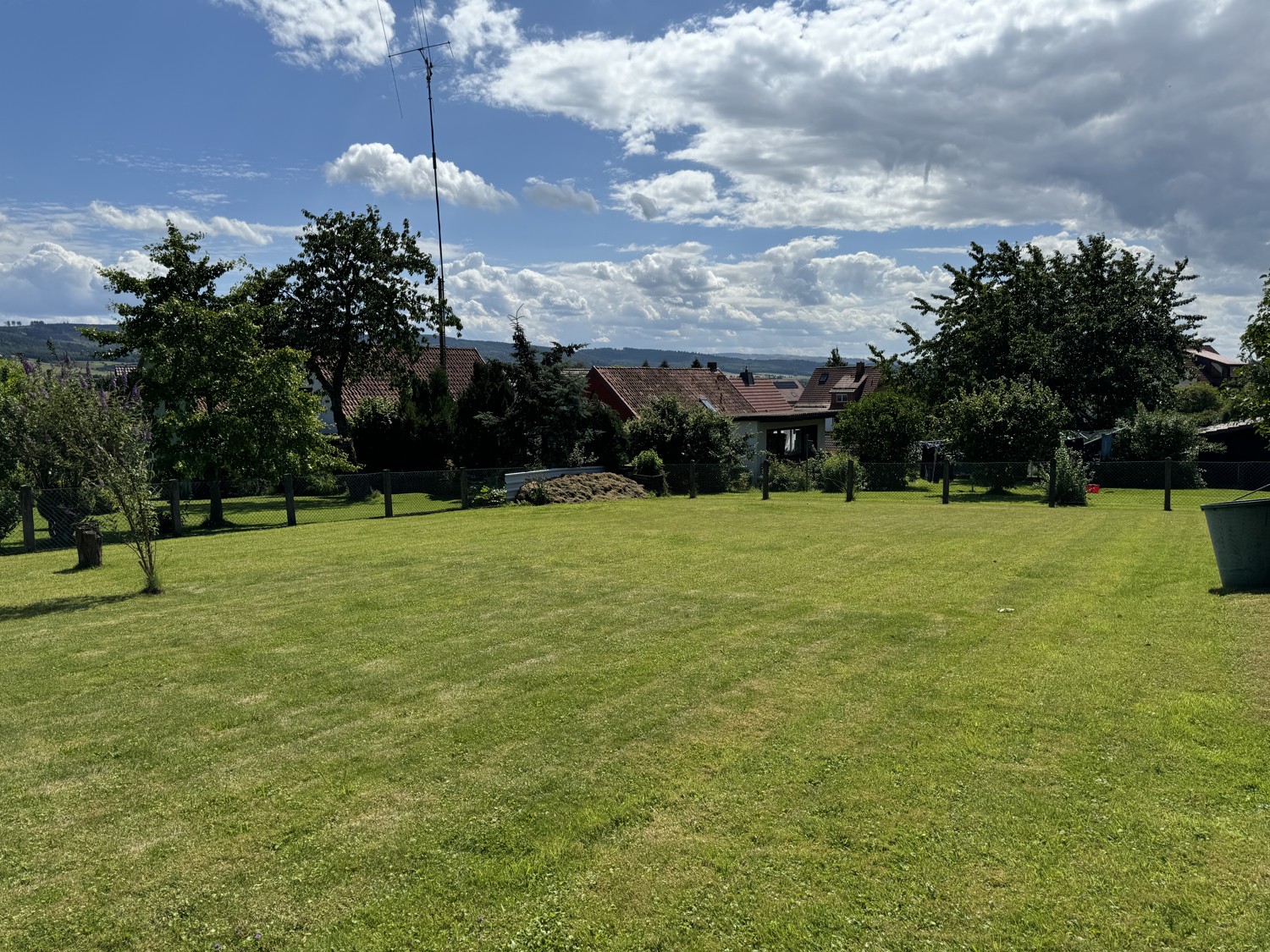 Schnuckeliges Einfamilienhaus mit viel Potential, fantastischem Grundstück und Weitblick