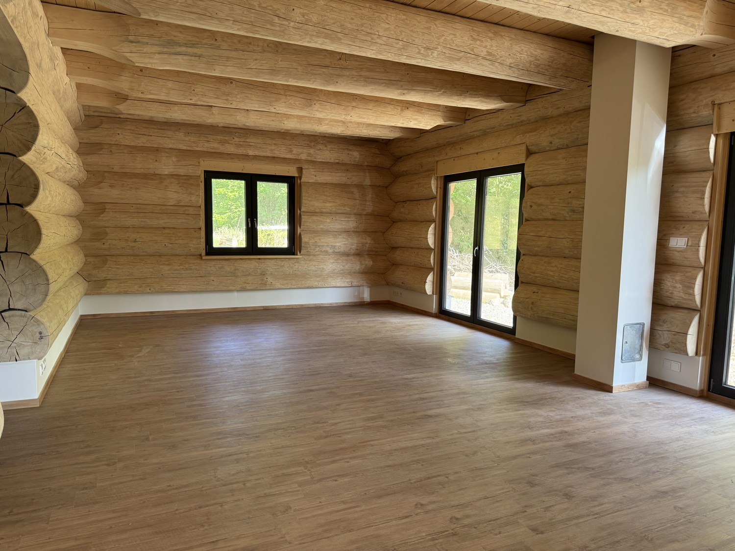 Einzigartig und Großzügig - Architekten-Chalet mit Traumgrundstück
